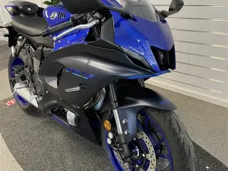 Yamaha R7 35Kw - Icon Blue