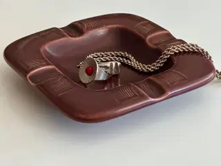 Aluminia askeskål nr. 1819-1610