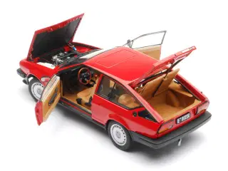 1980 Alfa Romeo GTV 2,0 - AUTOart - 1:18