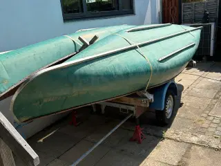Kanotrailer. Specialbygget 1-mandsbetjent trailer.