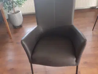 2 stk Jules Armstol med hjul (sælges samlet)