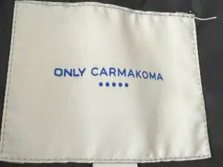 Only Carmakoma frakke.
