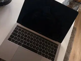 Macbook 2019 13 inch 