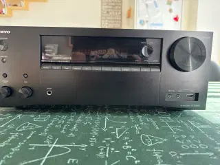 Onkyo TX-NR656 – 7.2 Surround Receiver
