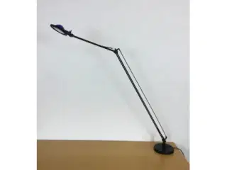 Luceplan bordlampe i sort med blå glasskærm