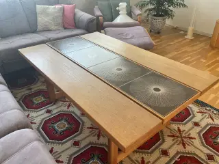 Sofabord i massiv egetræ