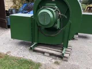 - - - 2 stk. 60 hk. PM-Luftblæser Mekano type LCLS 80