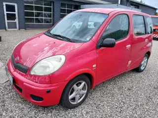 Toyota Yaris Verso Van Benzin 