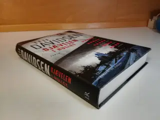 Djævelen i hullet, af Leif Davidsen