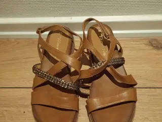 Damesandaler, TAMARIS, skind, brun, str. 40. Som n