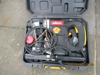 Borehammer,med mejsel kun brugt 3 gange fejler int
