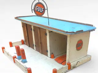 Unik, hjemmelavet Gulf tankstation fra 1960'erne 