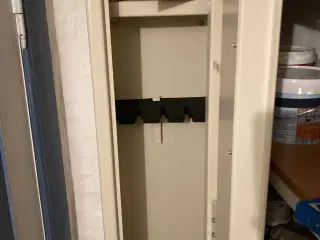 Våbenskab