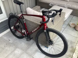 Trek Checkpoint SL 7