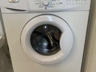 Vaskemaskine Whirlpool virker perfekt
