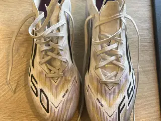 Adidas F50 fodboldstøvler