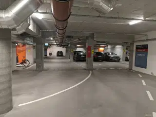 Parkering ved Scherfig Hus P-kælder