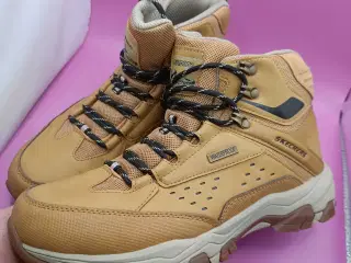 Skechers støvler 40str 27cm