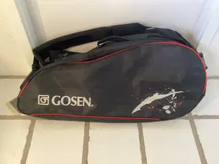 Fin GOSEN tennistaske med flere rum til tøj mm.