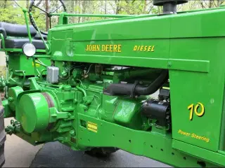 Købes John Deere 70 /750 diesel og lign