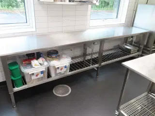 Arbejdsstation m. hævefunktion PALBO i rustfrit stål (uden indhold)