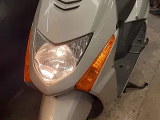 Honda SCV 100 Lead