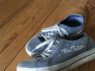 Tom Taylor sneakers str 40, kr 100 inkl fragt
