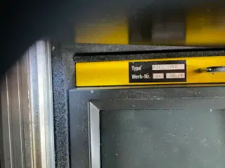 Kloak TV skærm, styring