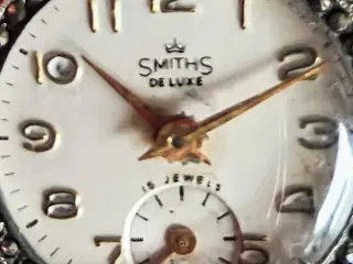 Ældre Smiths de Luxe Dameur