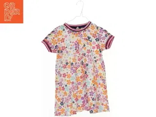 Pigekjole med blomsterprint fra Hummel (str. 116)