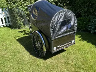 Christiania ladcykel, står som næsten ny.