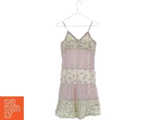 Kjole fra H&M (str. 134 cm)