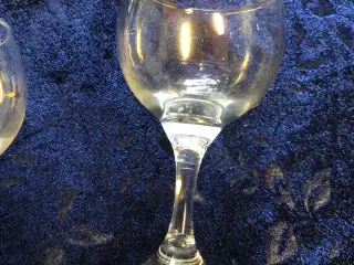 12 stk. dessertvin glas. 