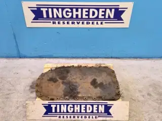 Valtra S394    Dæksel   916101050060