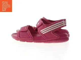 badesandaler fra Adidas (str. 25)