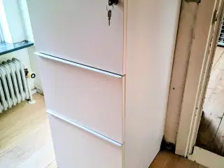 Hængemappeskab med lås