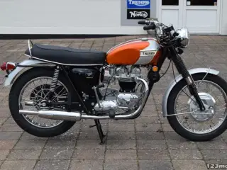 Triumph Bonneville T 120 R Classic Bike