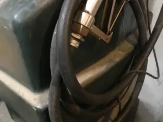 Olietank 1200 L. M/ elpumpe