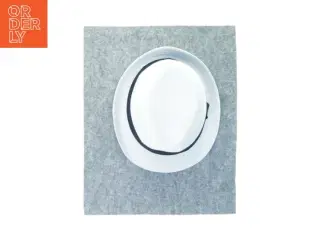 Hvid hat til børn fra Atlantis Popstar (str. 20 cm)