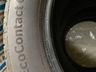 Continental sommerdæk, 215/55 R17 V