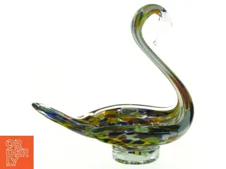 Glasfigur i form af svane (str. 17 x 10 cm)