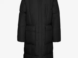 Dejlig tyk vinterjakke fra Vera Moda