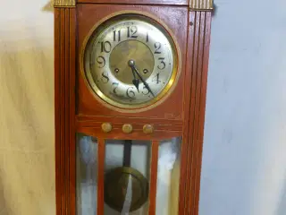 Junghans Vægur fra ca. 1930