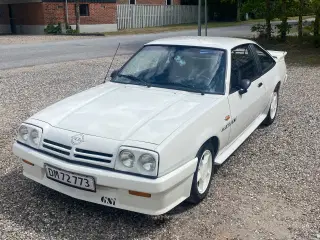 Opel Manta 2,0 GSI 1986