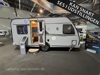 2026 - Knaus Südwind 450 FU   Nyhed 2026 Knaus 450 FU BLACK SELECTION kan snart ses hos Camping-Specialisten.dk