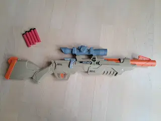 Sniper nerf gun med 5 skud.