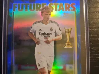 Nico Paz 120/125 Fodboldkort