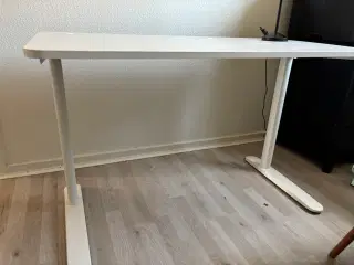 Skrivebord 