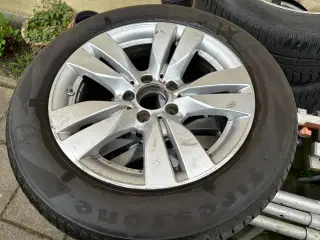Alufælge med Firestone sommerdæk