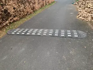 Vejbump 2. stk. 40 km længde 360cm